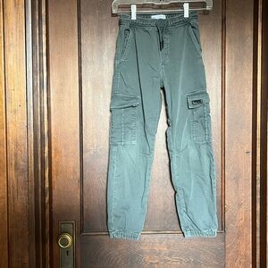 Kids Cargo Pants in olive Green, lightweight stretchy comfortable